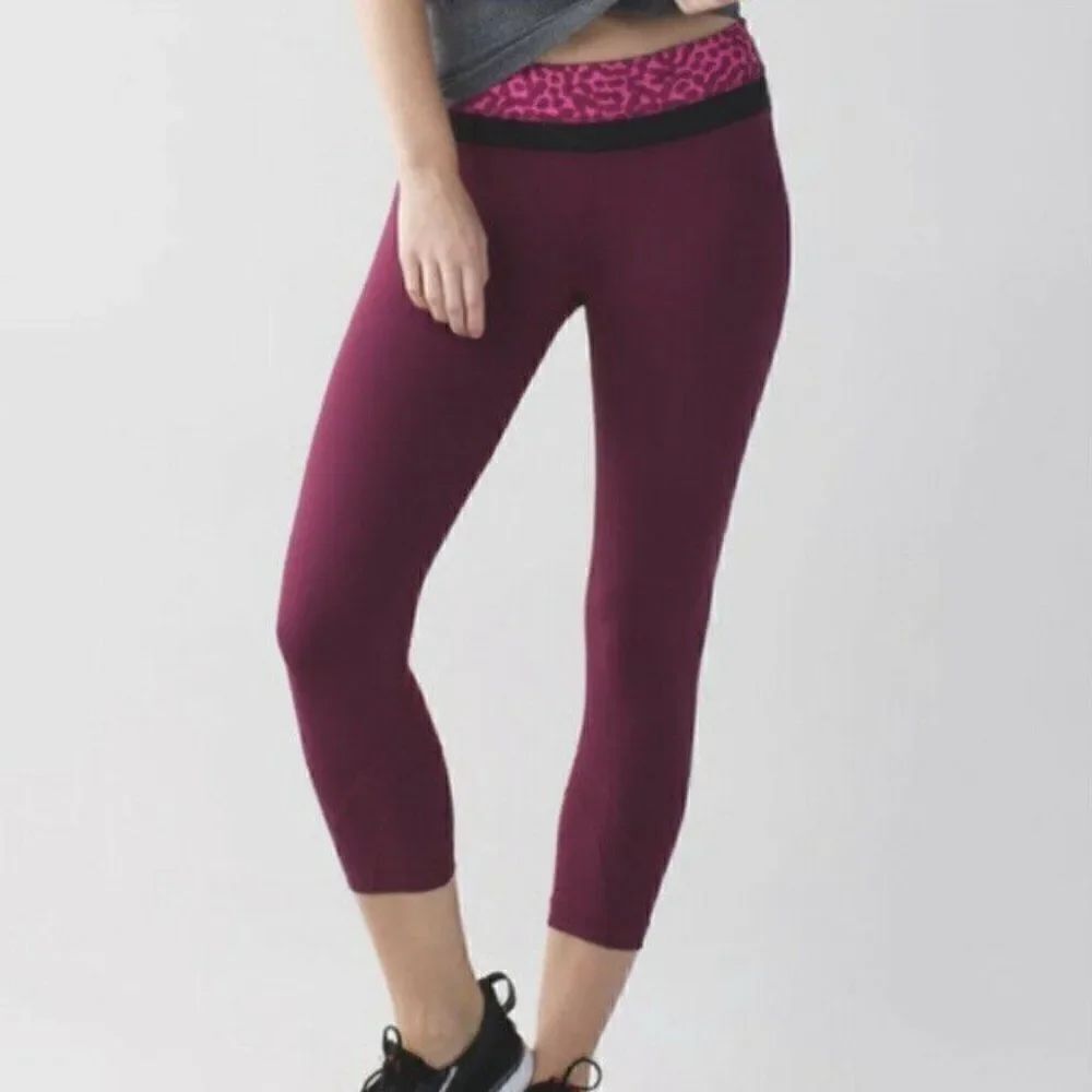 Lululemon Run Inspire Crop Dashing Purple Ace Spot